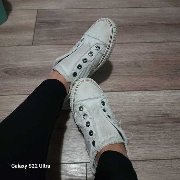 Used Blowfish Sneakers - Picture 2 of 6